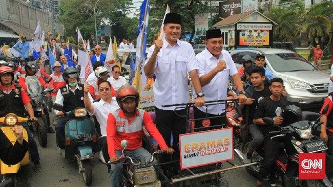 Artis ibu kota turut meramaikan kampanye Cagub-Cawagub Sumut Edy Rahmayadi-Musa Rajekshah pada Minggu (22/4) di Asahan, Sumatera Utara.