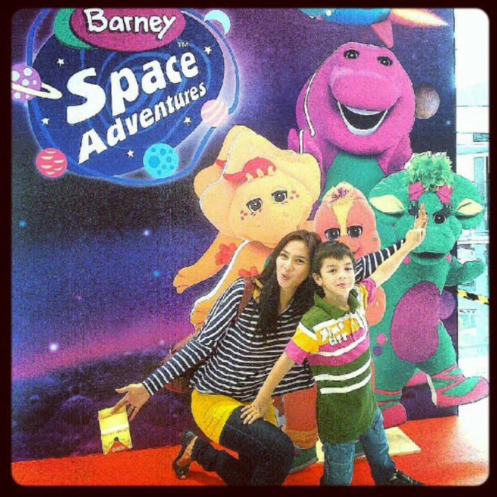 <p>Halo semua perkenalkan ini bunda dan aku, Eddy Maliq Meijer. (Foto: Instagram/maudykoesnaedi)</p>