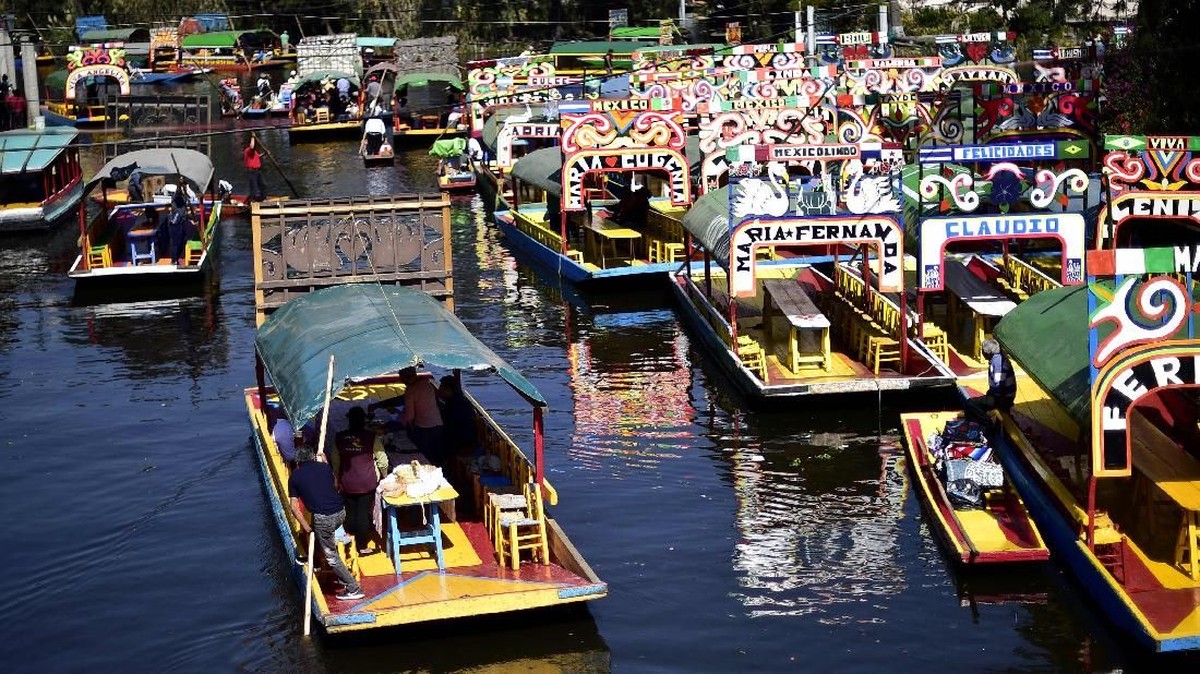 FOTO: Menyusuri Peradaban Aztec dari Perahu Trajineras