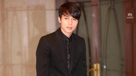 Lee Dong-wook Bersiap Bintangi Film Tentang Bahagia Menjomlo