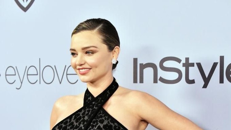 Miranda Kerr selalu tahu cara mengatur waktu dengan anaknya meski jadwal kerjanya padat.