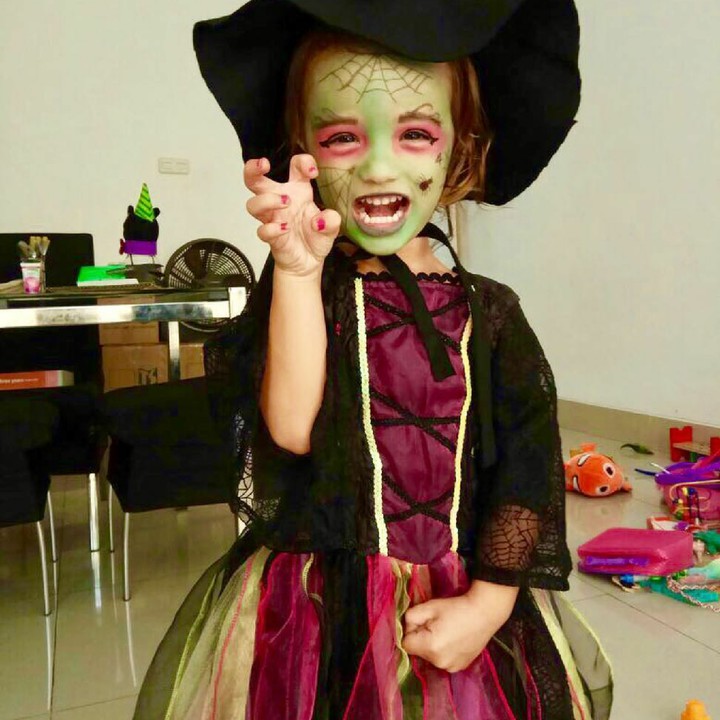 <p>Wah, Sienna lagi jadi apa ya ini kira-kira? (Foto: Instagram/siennalittleexplorer)</p>