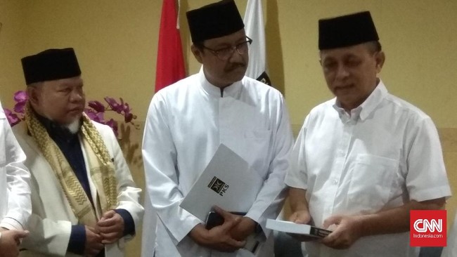 Bakal calon Gubernur Jawa Timur Syaifullah Yusuf atau Gus Ipul menyambangi Kantor DPP PKS untuk menerima dukungan di Pilgub Jatim.