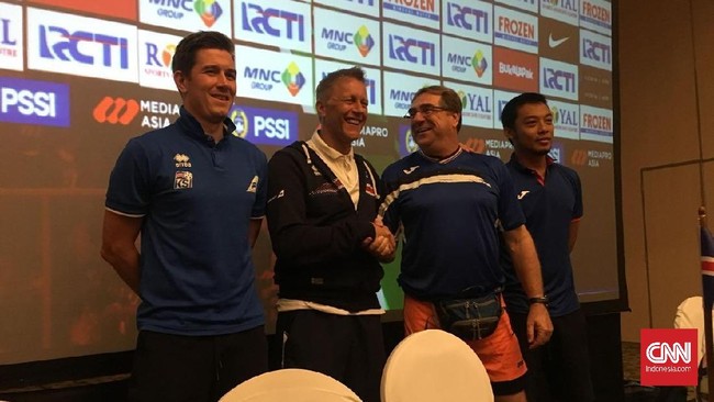 Islandia bukan hanya bersiap menghadapi Timnas Indonesia. Mereka juga harus mengatur strategi menghadapi cuaca panas yang mengadang mereka.