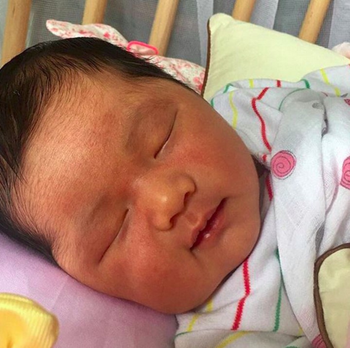 <p>Baby Gaia lagi bobo. Ya ampun pipi chubbynya bikin gemas banget! (Foto: Instagram/ @aniyudhoyono)  </p>