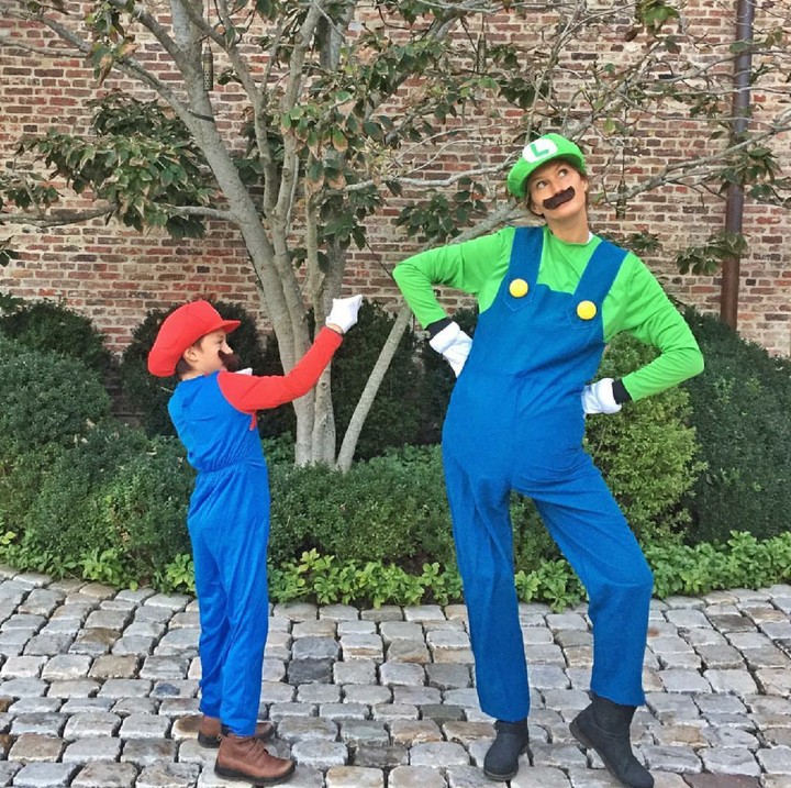 <p>Walaupun model terkenal, Gisele nggak malu berfoto konyol bareng anak lho. (Foto: Instagram/gisele)</p>