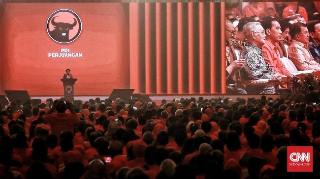 Wakil Ketua Komisi II DPR Fraksi PDIP Arif Wibowo menilai koalisi permanen perlu diatur dalam UU Pemlilu yang baru agar partai politik tidak bersikap pragmatis.