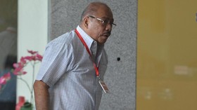 Mekeng Kirim Surat Sakit ke KPK Tanpa Lampiran Surat Dokter