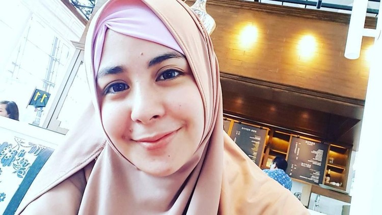 Artis Berdarah Aceh Risty Tagor
