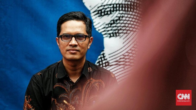 KPK siap menghadapi praperadilan Fredrich Yunadi karena memiliki bukti permulaan yang cukup dan prosedur penggeledahan yang sesuai aturan.