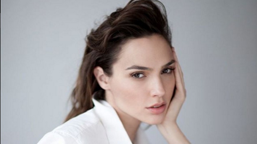 Cerita Gal Gadot yang Pernah Merasa Bersalah Jadi Ibu Bekerja