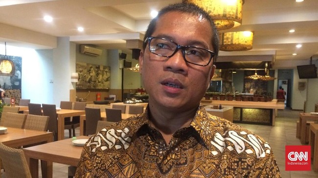 Ketua Komisi VIII DPR dari fraksi PAN Yandri Susanto enggan merinci pemeriksaan kasus bansos Covid-19.