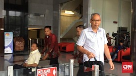 Jadi Tersangka, Dokter Bimanesh Penuhi Panggilan KPK