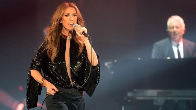Harga tiket konser Celine Dion di Indonesia tengah ramai diperbincangkan karena dinilai terlampau mahal. CNNIndonesia.com menggelar jajak pendapat soal isu ini.