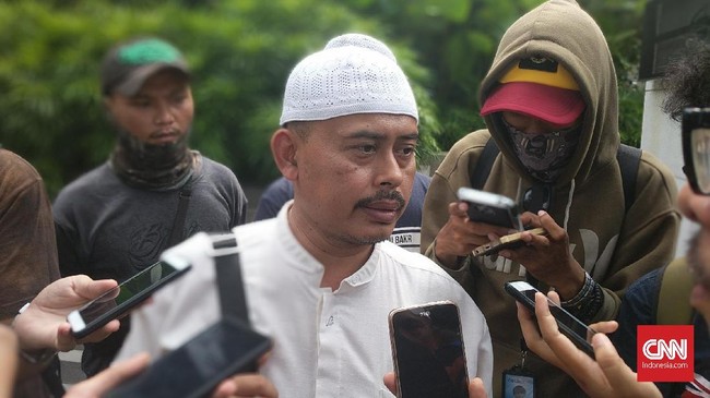 Ketua Persaudaraan Alumni (PA) 212 Slamet Maarif bersyukur usai mengetahui kabar koalisi Partai Gerindra, PKS, dan PAN menghadapi Pilpres 2019.