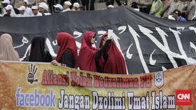 Eggi Sudjana Tuding BSSN Terlibat Pemblokiran Akun Facebook
