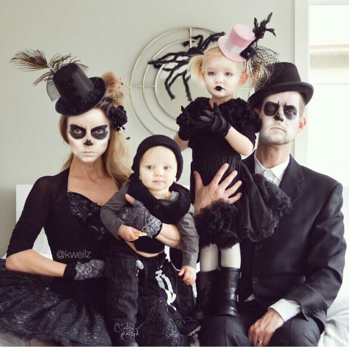 <p>Harusnya sih seram, tapi kelucuan anak-anak ini benar-benar mengusir kesan seram. (Foto: Instagram/kweilz)</p>