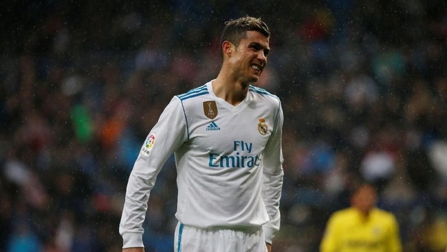 Real Madrid diklaim ingin melakukan pertukaran Cristiano Ronaldo dengan penjaga gawang Manchester United, David De Gea.