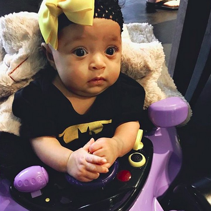 <p>Siapa yang mau ikut Olympia jalan-jalan naik mobil? (Foto: Instagram/ @olympiaohanian)  </p>