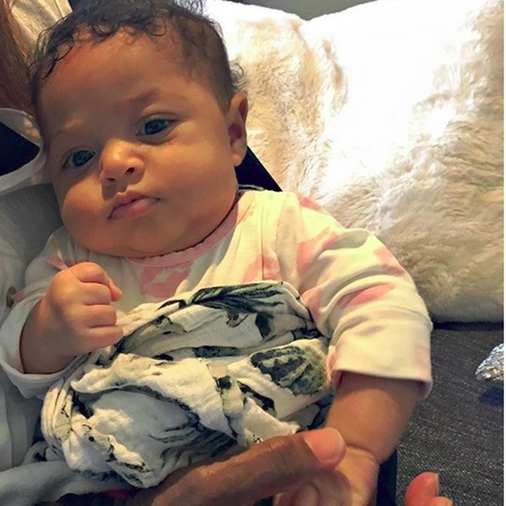 <p>Serius banget. Apa ya yang lagi dipikirin Olympia? (Foto: Instagram/ @olympiaohanian)  </p>