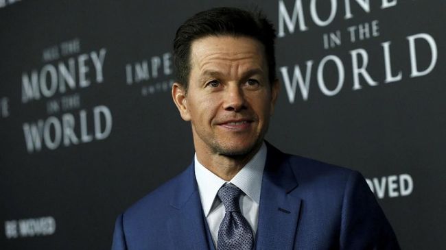 Kisruh upahnya lebih tinggi dari Michelle Williams, Mark Wahlberg mendonasikan US$1,5 juta atau setara Rp20 miliar untuk aksi peduli kesetaraan 'Time's Up'.