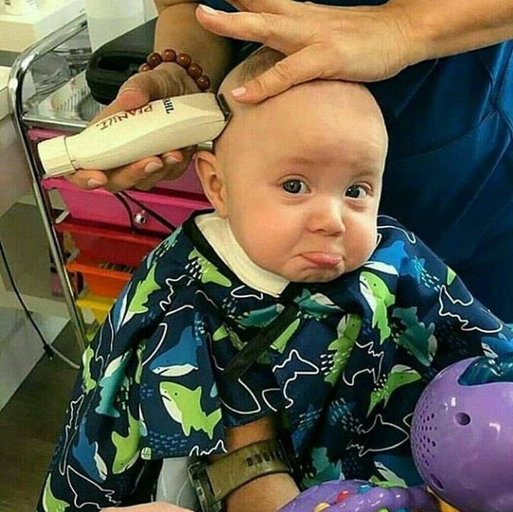 Aduh, kok sedih banget, Nak, ekspresinya? (Foto: Instagram @cute.babies_)