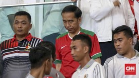 Istana Luruskan Video Viral Jokowi Beri Bonus Piala AFF Rp12 Miliar