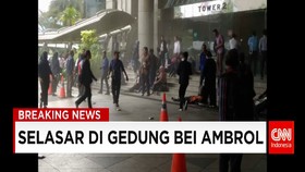 Mezanin di Gedung BEI Roboh