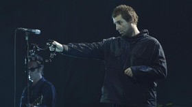 Pendar 'Rock Star' Liam Gallagher di Jakarta