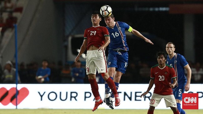Indonesia masih berada di atas Malaysia dalam peringkat terbaru FIFA yang dirilis pada 18 Januari 2018.