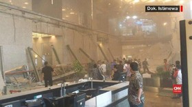 VIDEO: Detik-detik Setelah Selasar Gedung BEI Roboh