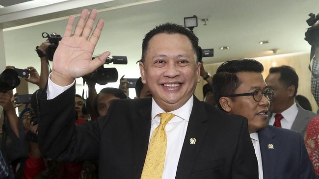 Ketua DPR Bambang Soesatyo dan Wakil Ketua DPR Fadli Zon menyambangi kediaman bos CT Corp, Chairul Tanjung yang hari ini mengadakan acara open house.