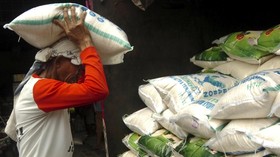 Harga Beras Dipatok Rp9.450 per Kg Mulai 13 April 2018