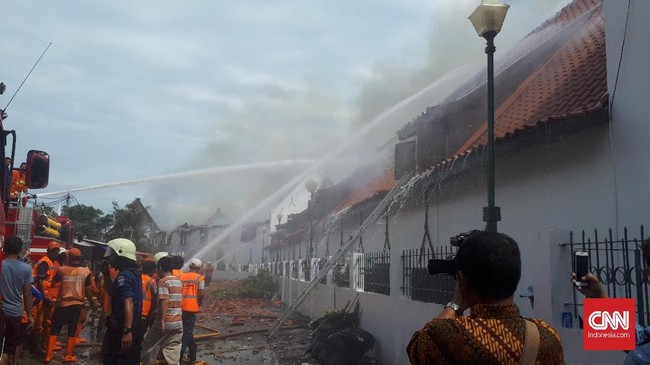 Museum Bahari, Jakarta Utara, terbakar pada pagi ini, Selasa (16/1).