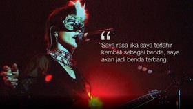 FOTO: Celoteh Liar Dolores O'Riordan 'The Cranberries'