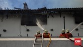 FOTO: Upaya Pemadaman Kebakaran Museum Bahari Salah satu gedung kompleks Museum Bahari, Jakarta Utara terbakar pagi tadi. Belum diketahui penyebab kebakaran museum yang baru tahun lalu direnovasi itu.