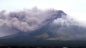 Gunung Mayon Keluarkan Lahar, Sejumlah Sekolah Filipina Libur