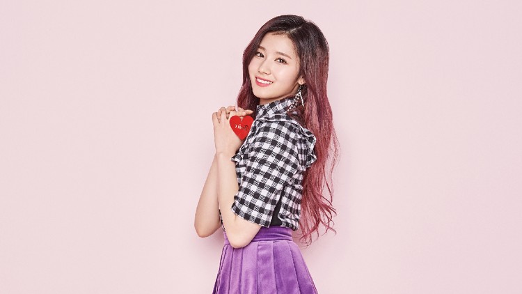 Sana 'TWICE'