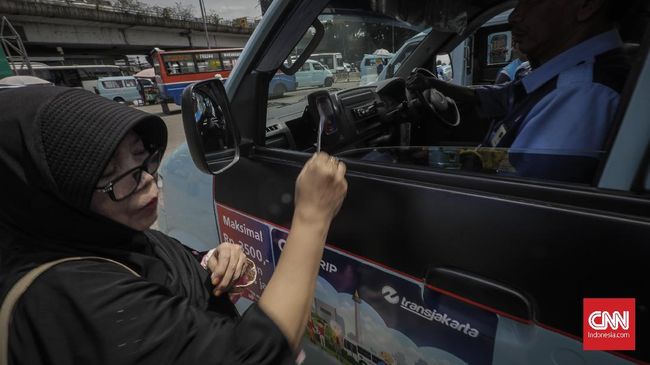 Pemerintah Berencana Terapkan Tiket Elektronik di Terminal Pemerintah akan menerapkan program tiket elektronik di terminal, seperti yang diterapkan di bandar udara.