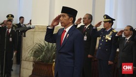 Jokowi Lantik Agus Subiyanto Jadi KSAD Gantikan Dudung