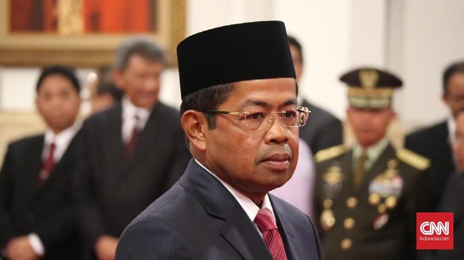 Idrus Marham dilantik menjadi Menteri Sosial dan mendapat perhatian dari netizen.