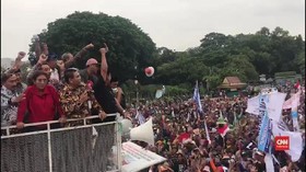 VIDEO: Didemo Nelayan, Menteri Susi Cabut Larangan Cantrang