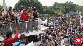 Demonstrasi Cantrang Diakhiri Sorak Bahagia Nelayan