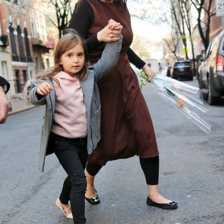 <p>Gimana, Bun, cantik kan Arabella? (Foto: Instagram @arabellarkushner)</p>