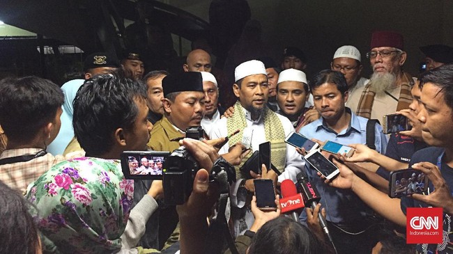 Ustaz Zulkifli Muhammad Ali menyampaikan, pihak kepolisian tidak memiliki niatan melakukan kriminalisasi kepada para ulama.