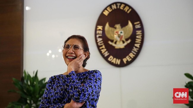 Dalam jumpa pers hari ini, Menteri Kelautan dan Perikanan Susi Pudjiastuti mengklarifikasi bahwa tak ada pencabutan permen larangan penggunaan cantrang.