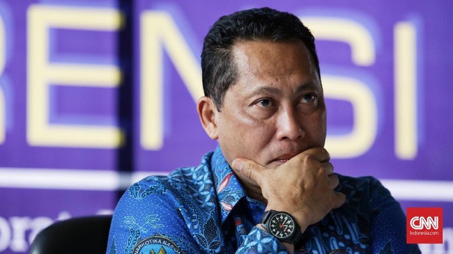 Direktur Utama Bulog Budi Waseso mengaku akan menindak pihak-pihak yang berlaku curang dalam distribusi pasokan pangan di Indonesia.