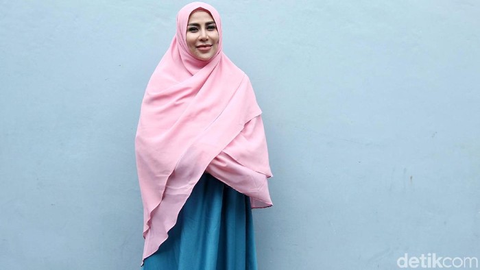 Cinta Penelope saat ditemui di gedung Trans TV.