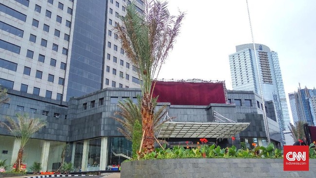 Gedung baru milik Polda Metro Jaya diberi nama Gedung Promoter. Pembangunan gedung sempat terlunta 13 tahun karena keterbatasan anggaran.