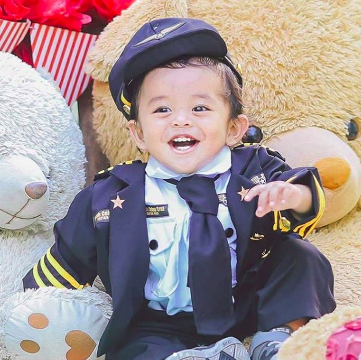 <p>Kira-kira si kecil yang satu ini pilot dari maskapai mana ya? (Foto: Instagram/ @mystylemyclothing)</p>